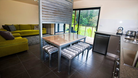 Tyenna River Cottage - Darwin Holiday 1