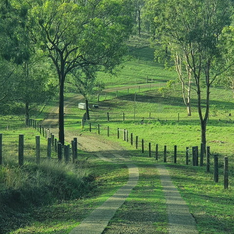 Vanbery Cottage Host Farm - Darwin Holiday 2