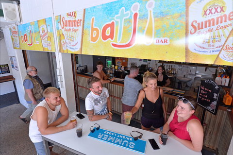 Youth Shack - Darwin Holiday 2