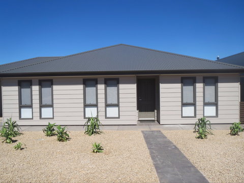 Your Place - Darwin Holiday 1