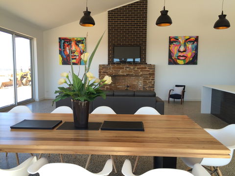 Bella Vista Farm House - Adelaide Hills - Darwin Holiday 0
