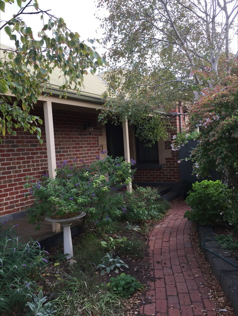 Boatramp Cottage - Darwin Holiday 0