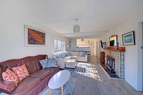 Cove Cottage - Darwin Holiday 2