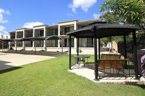 Dalby Fairway Motor Inn - Darwin Holiday 1