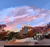 Desert Cave Hotel - Darwin Holiday