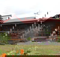 Eagle's Roost Farmstay BB - Darwin Holiday