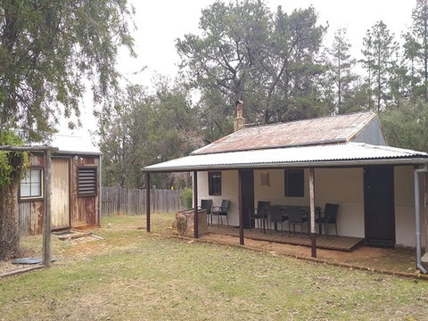 Hill End Pines Cottage - Darwin Holiday 1