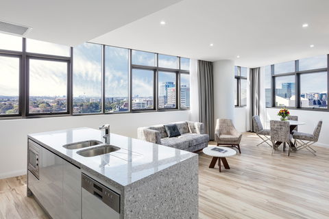 Meriton Suites Church Street, Parramatta - Darwin Holiday 0