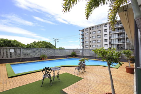 Metro Hotel And Apartments Gladstone - Darwin Holiday 2