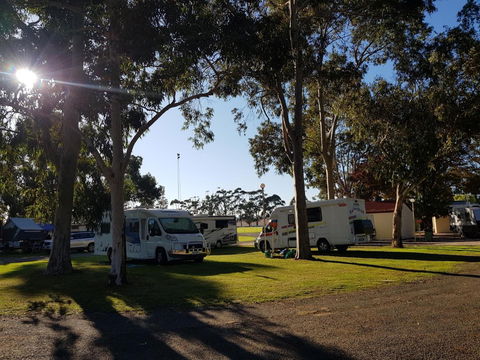 Riverton Caravan Park - Darwin Holiday 0