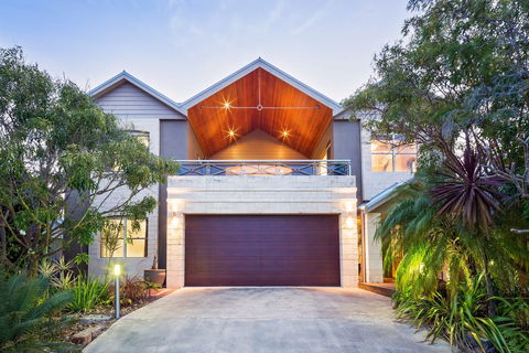 Santai Dunsborough - Darwin Holiday 2