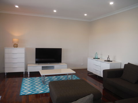 Stately Waters - Darwin Holiday 2