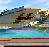 Sun Plaza Motel - Mackay - Darwin Holiday