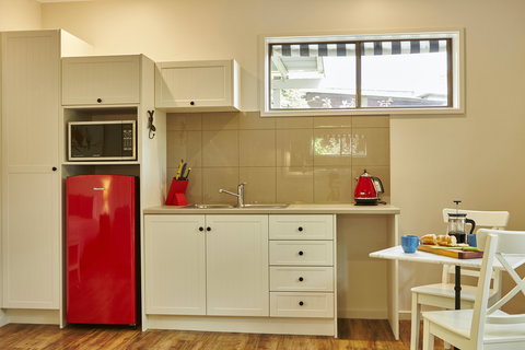 Tessies Studio At Bright - Darwin Holiday 2