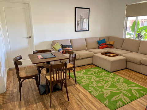 The Mains Guest House - Darwin Holiday 2