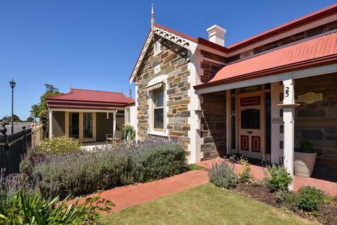 Trafalgar Premium Vintage Suites - Darwin Holiday 2