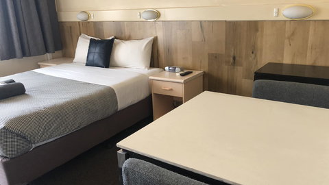 Wattle Tree Motel - Darwin Holiday 2