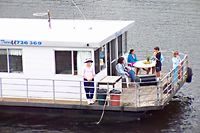 Clyde River Houseboats - Darwin Holiday 5