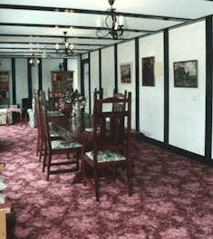 Elizabeths Manor - Darwin Holiday 1