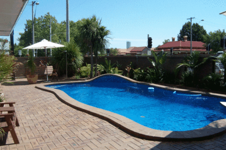 Albury Garden Court Motel - Darwin Holiday 1