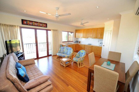 Reflections B & B - Darwin Holiday 0