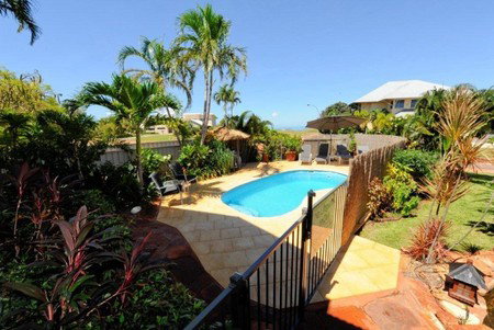 Reflections B & B - Darwin Holiday 3