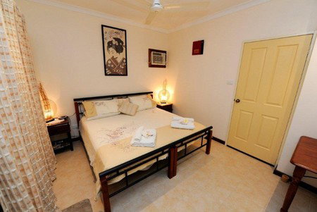 Reflections B & B - Darwin Holiday 4