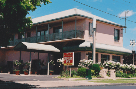 New England Motor Inn - Darwin Holiday 2