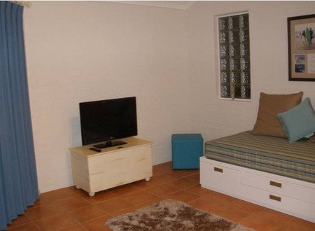 Angourie Waves - Darwin Holiday 2