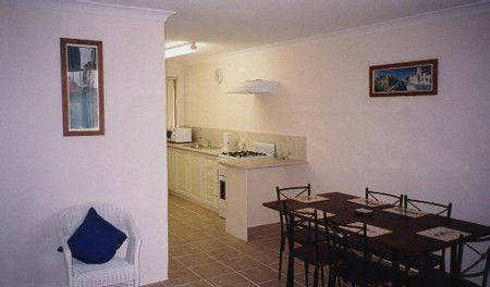 JJ's Holiday Cottages - Butler Street - Darwin Holiday 2