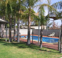 Merredin Caravan Park  Av-A-Rest Village - Darwin Holiday