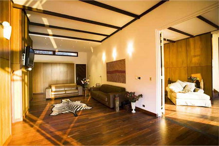 Stonebarn - Darwin Holiday 5