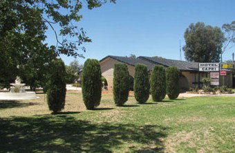Balranald Capri Motel - Darwin Holiday 2