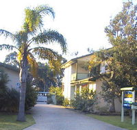 Avalon Holiday Units - Darwin Holiday