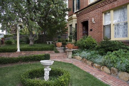 A Magnolia Manor Luxury Accommodation - Darwin Holiday 1