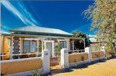 Emaroo Cottages - Darwin Holiday 1