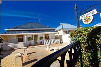 Emaroo Cottages - Darwin Holiday 4