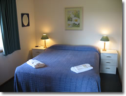 Country Cottages - Darwin Holiday 3