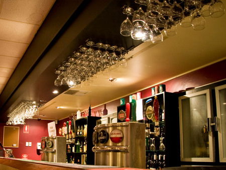 The Bull And Bush Tavern - Darwin Holiday 4