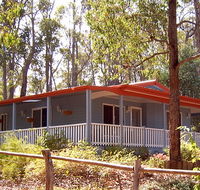Tortoiseshell Farm - Darwin Holiday