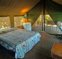 Lions Den Hotel - Darwin Holiday