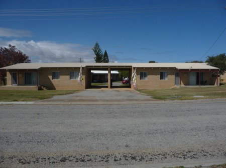 Cervantes Holiday Homes & Units - Darwin Holiday 4