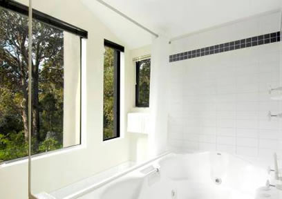 Margarets Forest Holiday Apartments - Darwin Holiday 7