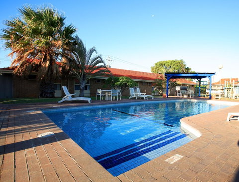 Best Western Hospitality Inn Carnarvon - Darwin Holiday 0