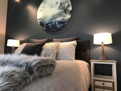 Adelaide Hills Retreats - The Nest - Darwin Holiday 1