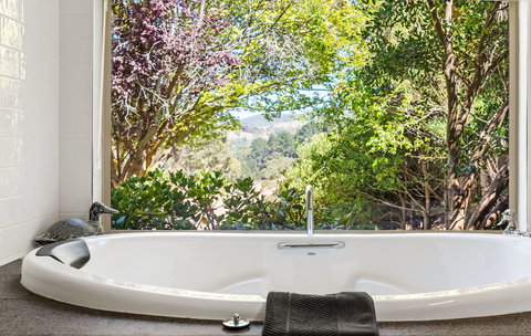 Adelaide Hills Retreats - The Nest - Darwin Holiday 2