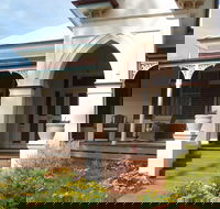 Ardlethan Bed and Breakfast - Darwin Holiday