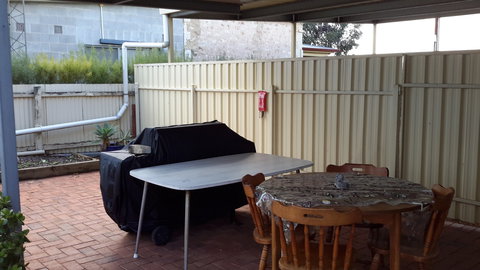 Bev's Retreat Bed And Breakfast - Darwin Holiday 2