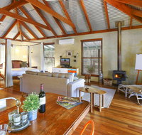 Billabong Moon - Darwin Holiday