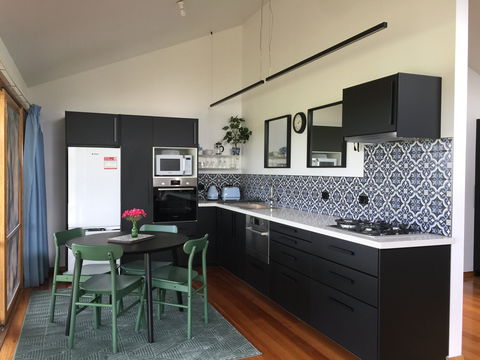 Black Cockatoo Cottages - Darwin Holiday 2